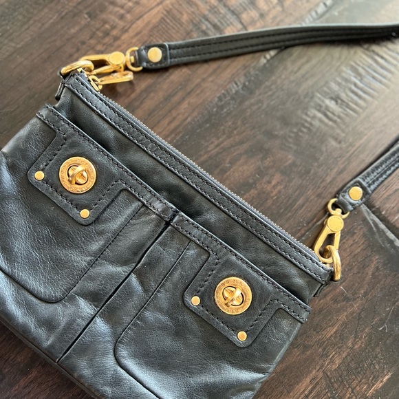 MARC BY MARC JACOBS Leather Crossbody Bag - Picture 2 of 10